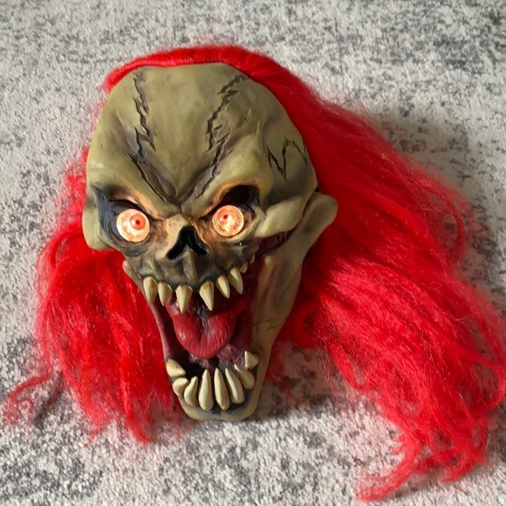2003 Don Post Studios Light Up Eyes Mask Monster Red Hair Halloween Monster